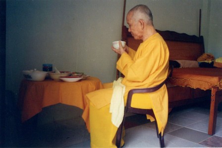 Đức cần kiệm, tri túc, bình dị của HT. Thích Trí Tịnh