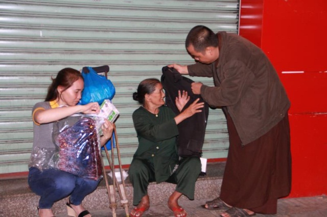  CLB Hương Từ Tâm tổ chức chương trình “ Hương Ấm Mùa Đông”