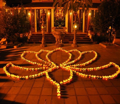 Chùa Bằng khai mạc khóa tu Vu lan báo hiếu lần thứ V