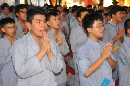 Khóa tu mùa hè tại chùa Bằng 'Nguyện theo hạnh Phật' ngày thứ tư