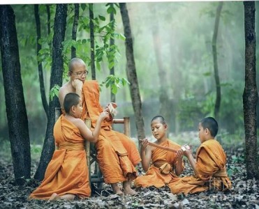 Làm thầy, làm trò việc nào khó?