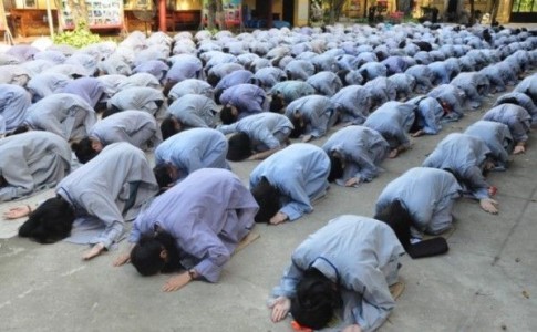 Ý nghĩa lạy Hồng danh sám hối