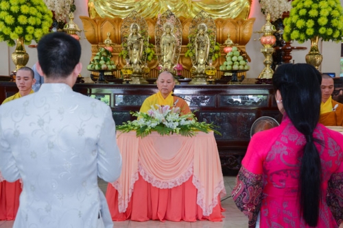 Lễ hằng thuận tại chùa Hoằng Pháp