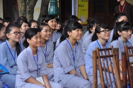 Chùa Bằng: Hơn 500 khóa sinh tham dự khóa tu “Nuôi dưỡng lòng từ”