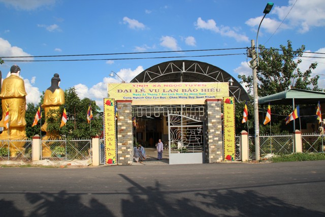 Từ vụ đúc chuông Tịnh xá Ngọc Tuyền đến chuyện lừa đảo đức tin