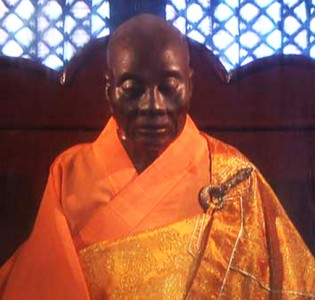 Ngàn năm con đường giác ngộ - Lục Tổ Huệ Năng