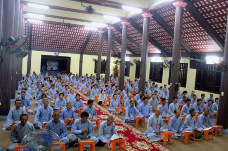Khóa tu Bát quan trai tháng 9 tại chùa Hòa Phúc