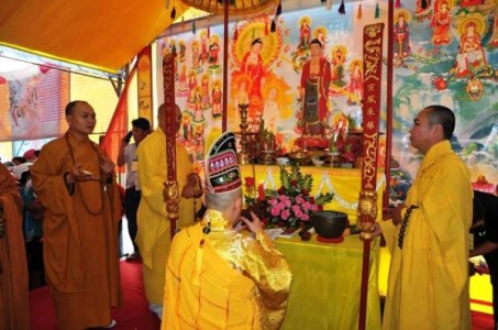 Khánh Hòa: Trai đàn bạt độ, cấu siêu nạn nhân tử nạn trên biển do bão số 12 tại Van Ninh