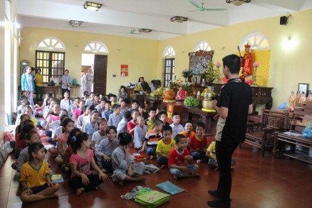Chùa Hòa Phúc: Buổi sinh hoạt ngoại khóa của Lớp học Đạo hiếu