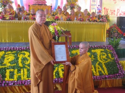 Nghệ An: Lễ bổ nhiệm trụ trì, rót đồng đúc đại hồng chung chùa Yên Thái