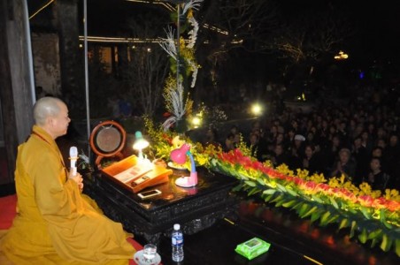 Công đức tạo tượng*