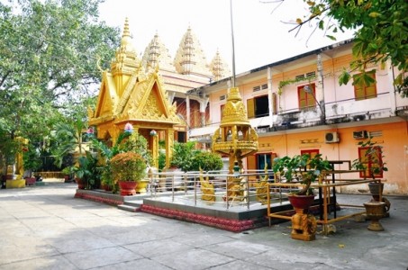 Cải tạo và xây mới các công trình tín ngưỡng, tôn giáo ở Việt Nam