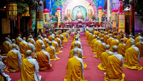 Đăng đàn truyền giới Đại giới đàn Hà Nội PL2565 - DL2021