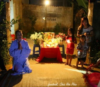 Diễu hành xe hoa kính mừng ngày Phật đản sinh