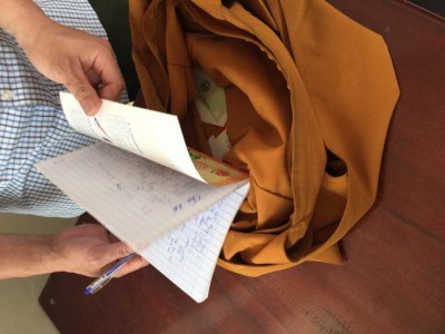 Hà Tĩnh: Bắt đối tượng giả sư bán nhang, quyên góp tiền