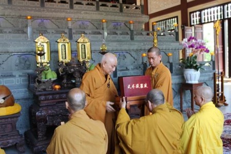 Ninh Thuận: Đại Giới đàn Đức Tạng cung rước giới bổn