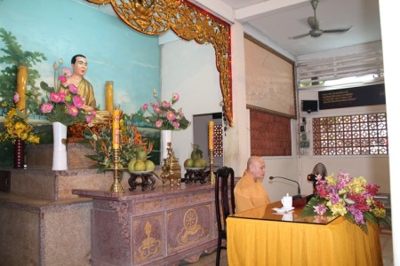 Trụ trì và vấn đề trang nghiêm quyến thuộc