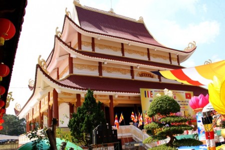 Lễ khai kinh cầu siêu uống nước nhớ nguồn tại chùa Khánh Lâm năm 2017