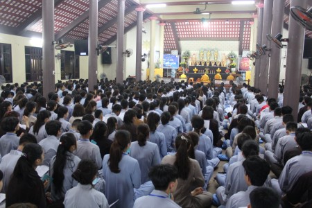 Sức hút bạn trẻ 'khủng' của khóa tu mùa hè 2016 chùa Hòa Phúc