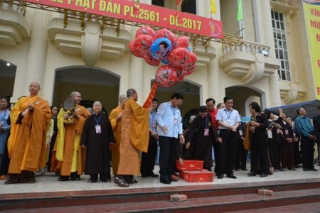 BTS GHPGVN tỉnh Phú Thọ tổ chức đại lễ Phật đản PL.2561