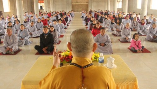 Hà Tĩnh: Lễ ngũ bách danh và pháp thoại về Bồ tát Quán Thê Âm 