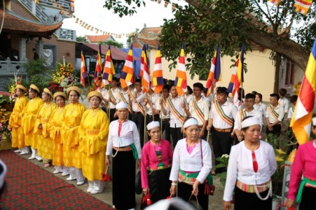 Chuỗi hoạt động kính mừng Phật đản sinh tại chùa Hòa Phúc