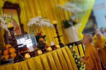 Thêm một ‘tâm tang’ Chánh pháp nhiều suy niệm