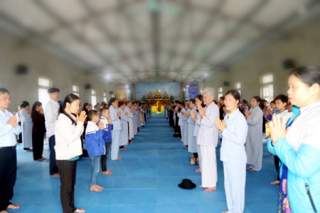 Thanh Hóa: Hai trăm thiện nam tín nữ về chùa Đống Cao làm lễ quy y Tam bảo 