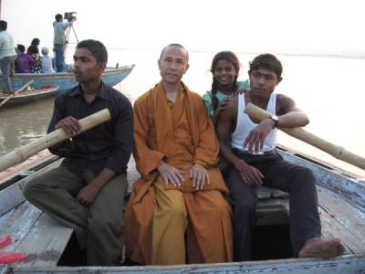 Sông Hằng dòng sông tâm tưởng