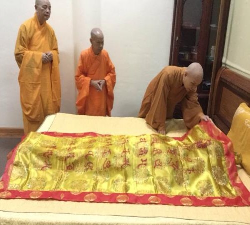 TT.Huế: Lễ nhập kim quan cố Hoà thượng Thích Chơn Thiện