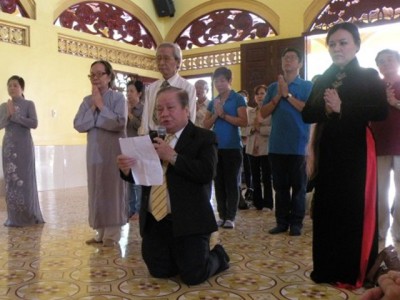 Ba mươi năm hoa nở rừng hoang