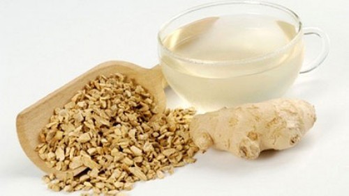 Nước gừng nóng chữa đau lưng, đau vai