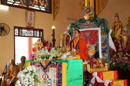 Về tôn xưng 'Pháp vương'