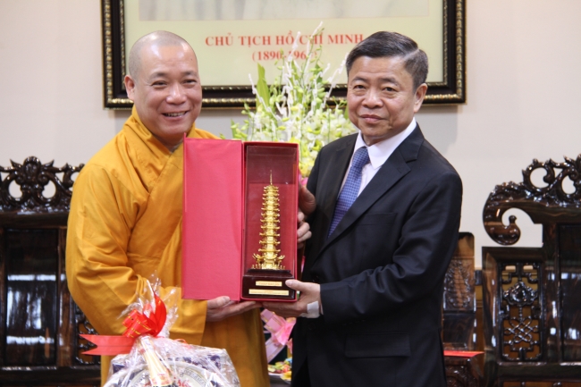  BTS GHPGVN tỉnh Hà Tĩnh thăm và chúc tết các cấp chính quyền