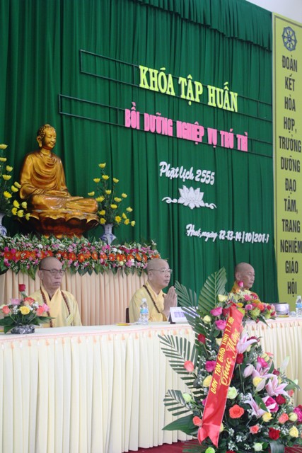 Thừa Thiên Huế: Khai giảng khóa tập huấn-bồi dưỡng trú trì 2011