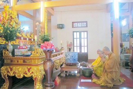 Tăng Ni GHPGVN tỉnh Phú Thọ Bạch văn An cư kiết hạ PL. 2558 - DL. 2014