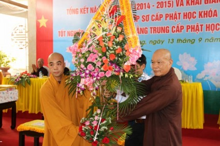 Đà Nẵng: Trường TCPH khai giảng năm học mới