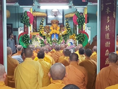 Quảng khai phương tiện, Bửu giám hằng lưu