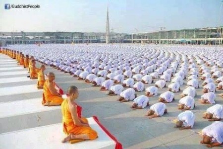 Nguời cư sĩ xin nhìn lại