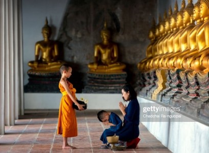 Sau khi quy y Tam bảo có bị bắt buộc phải đến chùa thường xuyên không ?