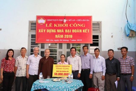 Khởi công xây dựng nhà đại đoàn kết do chùa Bà Đa tài trợ