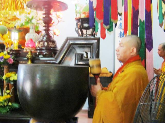 Vụ Đại đức Thích Chúc Minh: Nạn nhân đã khởi kiện các tổ chức cá nhân và cơ quan báo chí của VN có liên quan