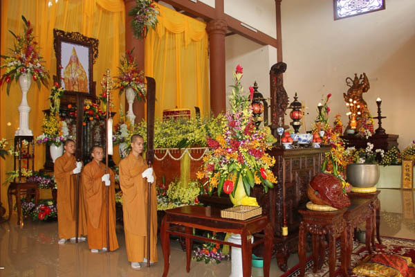 Lễ tang Cố trưởng lão HT. Thích Viên Minh ngày viếng tang thứ 3