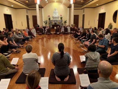 Thiền chánh niệm đạo Phật Việt Nam ở phương Tây