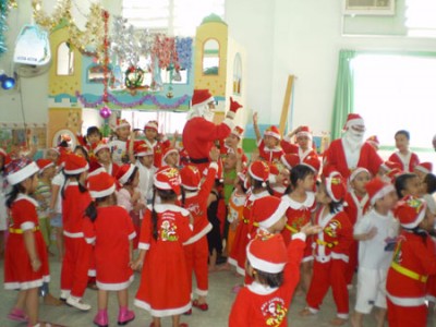 Liệu có hoạt động cải đạo trong trường học ?