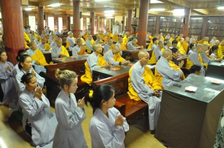 Hà Nội: Tổ đình Bồ Đề tự tứ kết thúc An cư Kiết hạ PL.2560