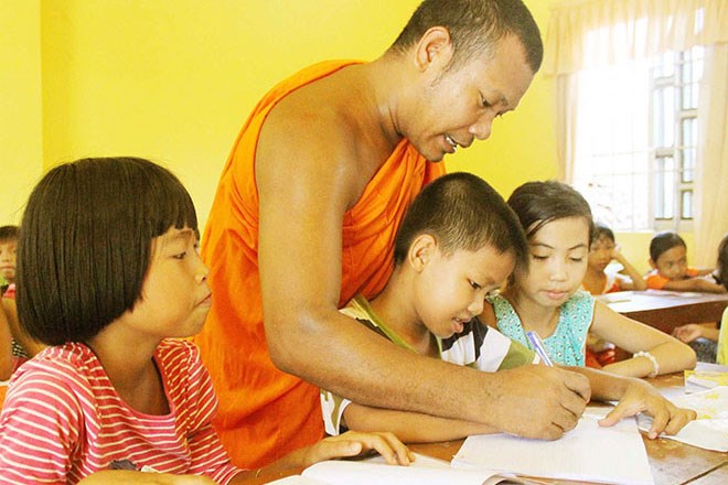 Tu trong lúc nghiên cứu giảng dạy