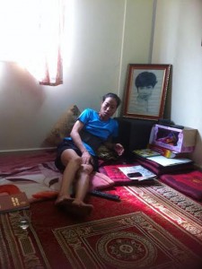 Nữ hoàng điền kinh Vũ Bích Hường giờ nằm liệt giường, nuốt nước mắt