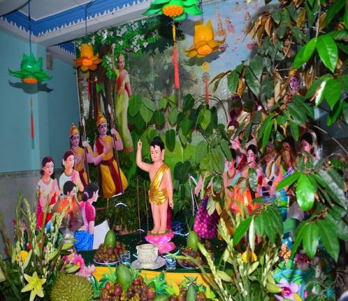 Tuyên dương Phật tử có thiết kế lễ đài, vườn Lâm Tỳ Ni tại gia