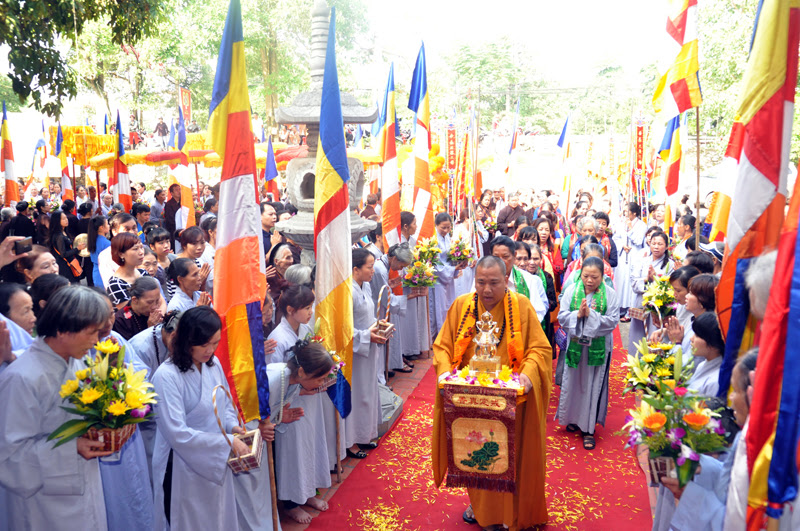 Lạng Sơn: Cung nghinh Xá Lợi Phật do Phó Chủ tịch Hiệp hội Phật giáo thế giới trao tặng 